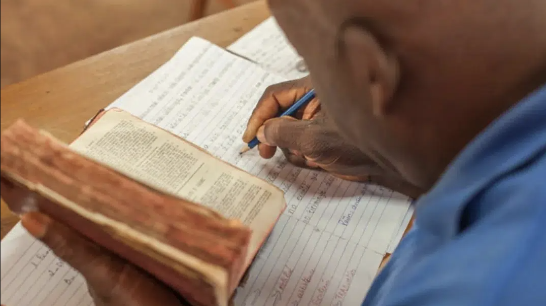 Accelerating Global Bible Translations